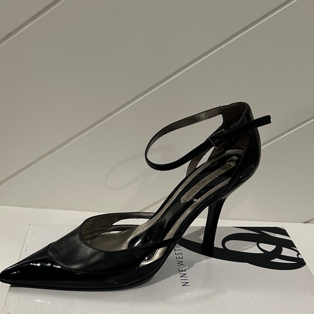 Nine West Glossy Black Heels